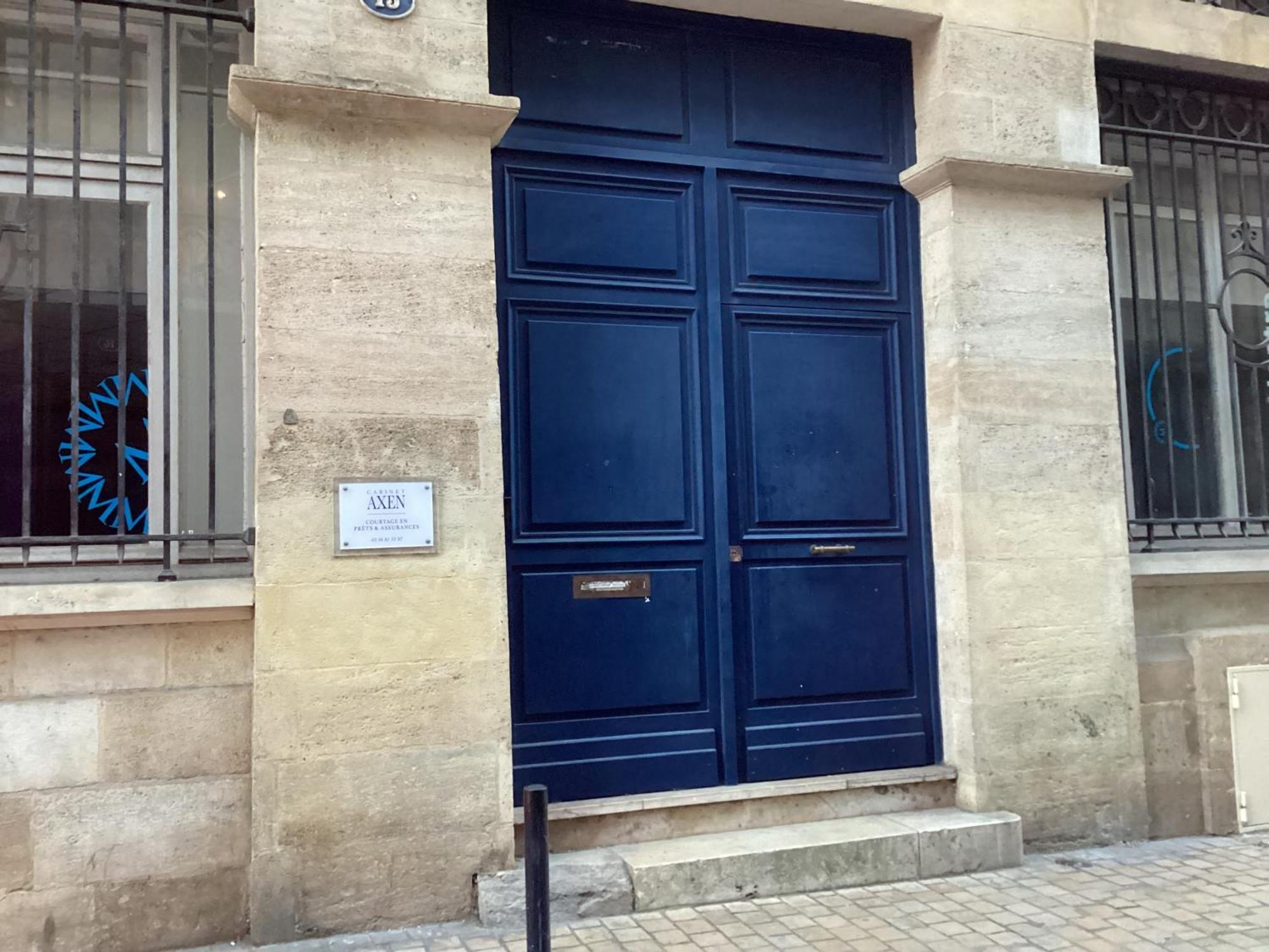 Bel Appartement Renove - Place Du Palais Avec Parking Bordeaux Luaran gambar