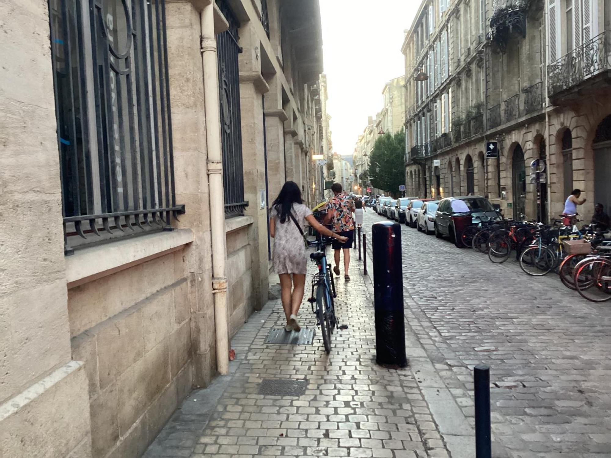 Bel Appartement Renove - Place Du Palais Avec Parking Bordeaux Luaran gambar